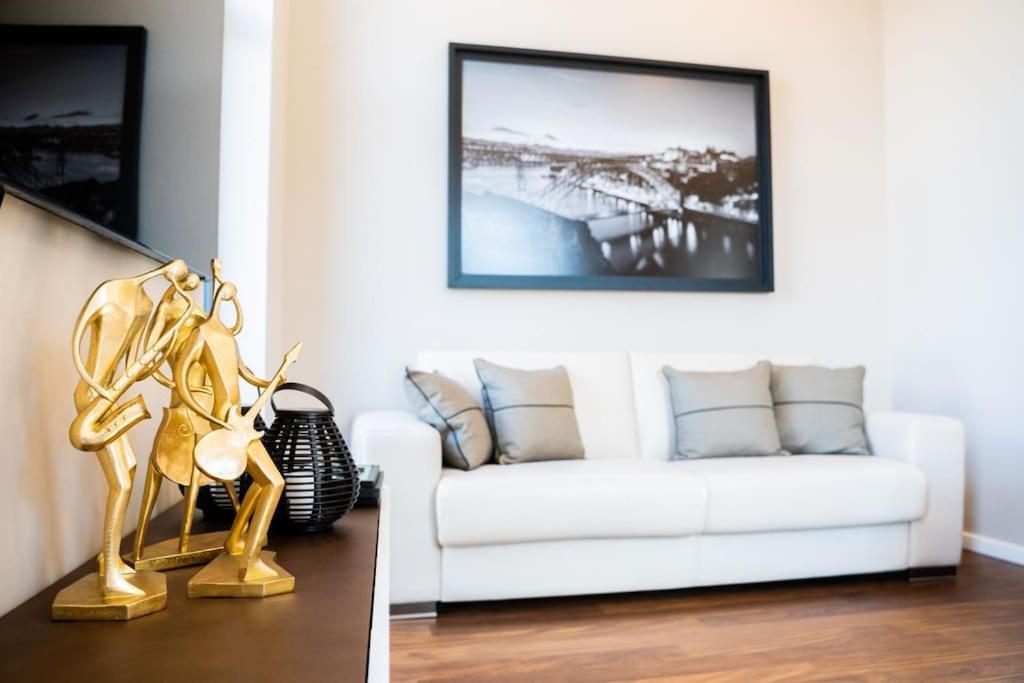 D'Ouro Ao Sol - New Luxury Apartament -Adults Only Apartman Porto Kültér fotó